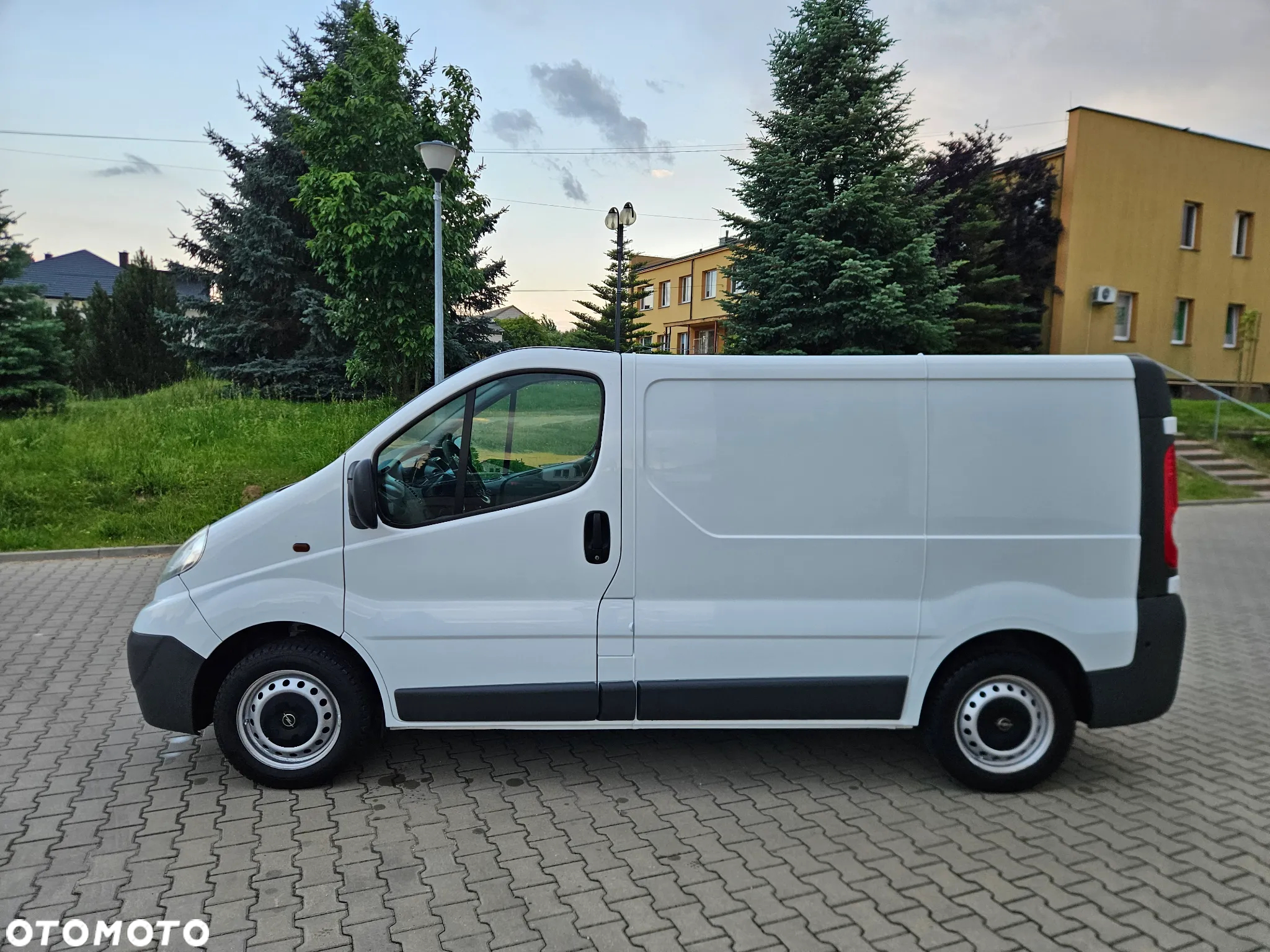Opel VIVARO - 4