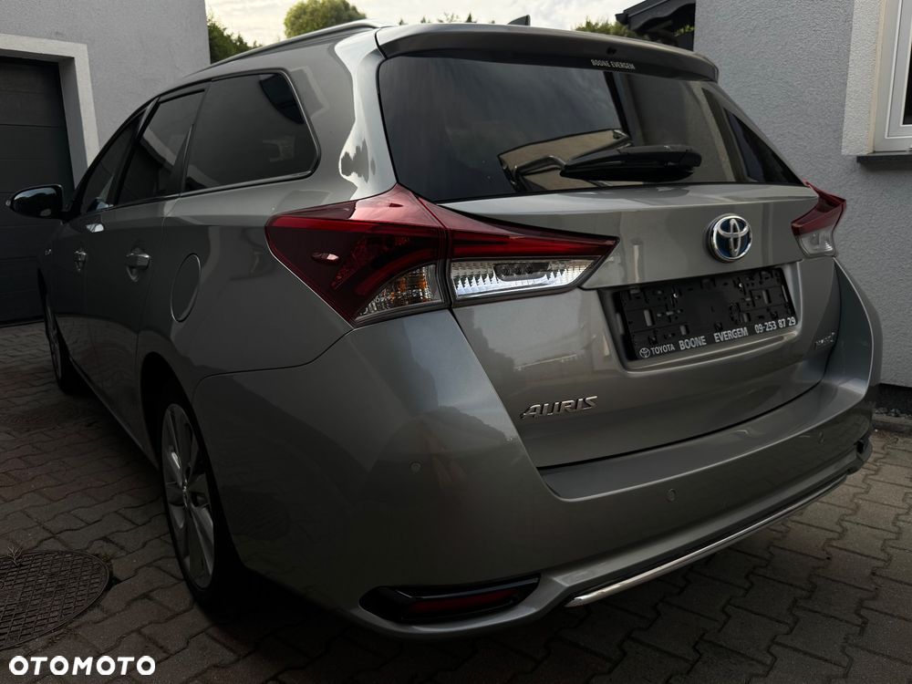 Toyota Auris 1.8 HSD Prestige NAVI - 8
