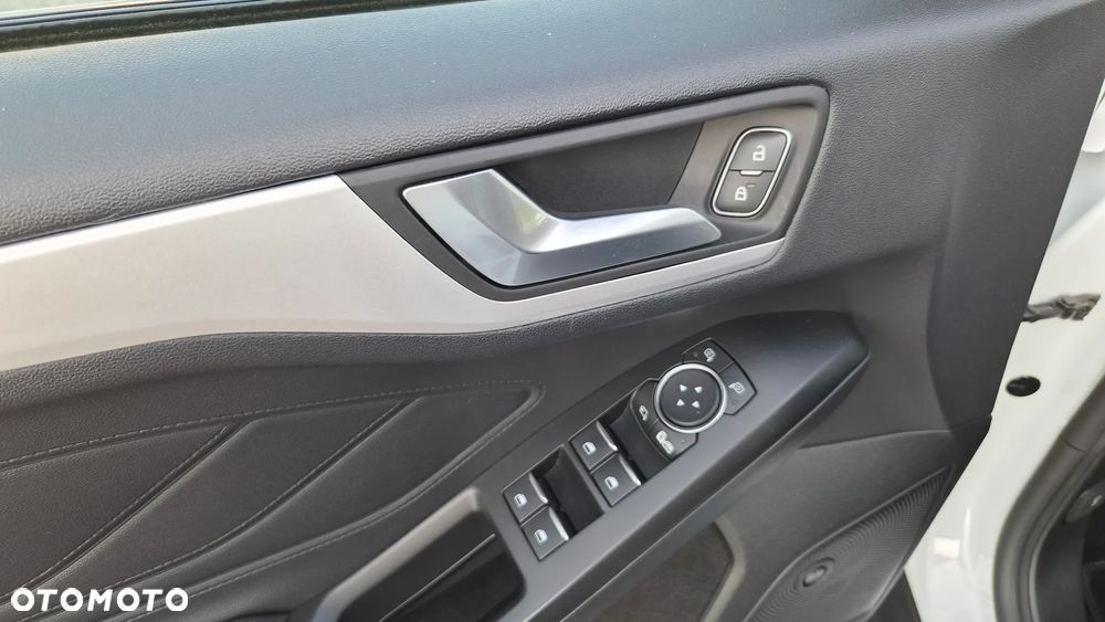 Ford Focus 1.5 EcoBlue Start-Stopp-System TITANIUM DESIGN - 22