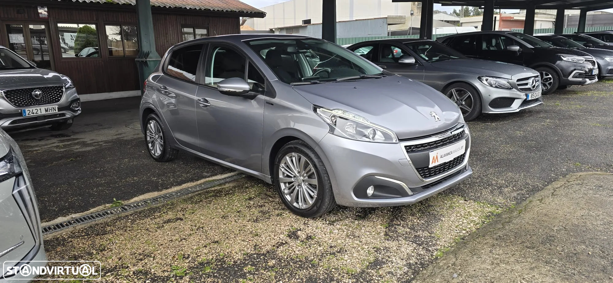 Peugeot 208 1.5 BlueHDi Signature - 5