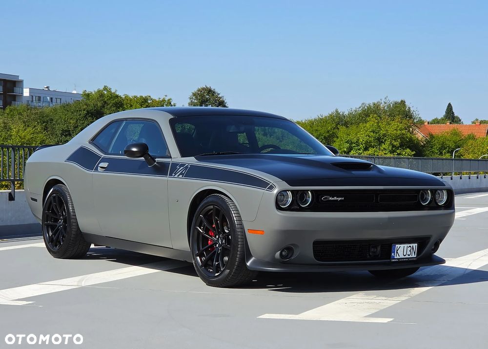 Dodge Challenger 5.7 R/T - 5