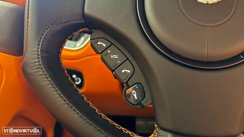 Aston Martin Vanquish Touchtronic 2 - 29