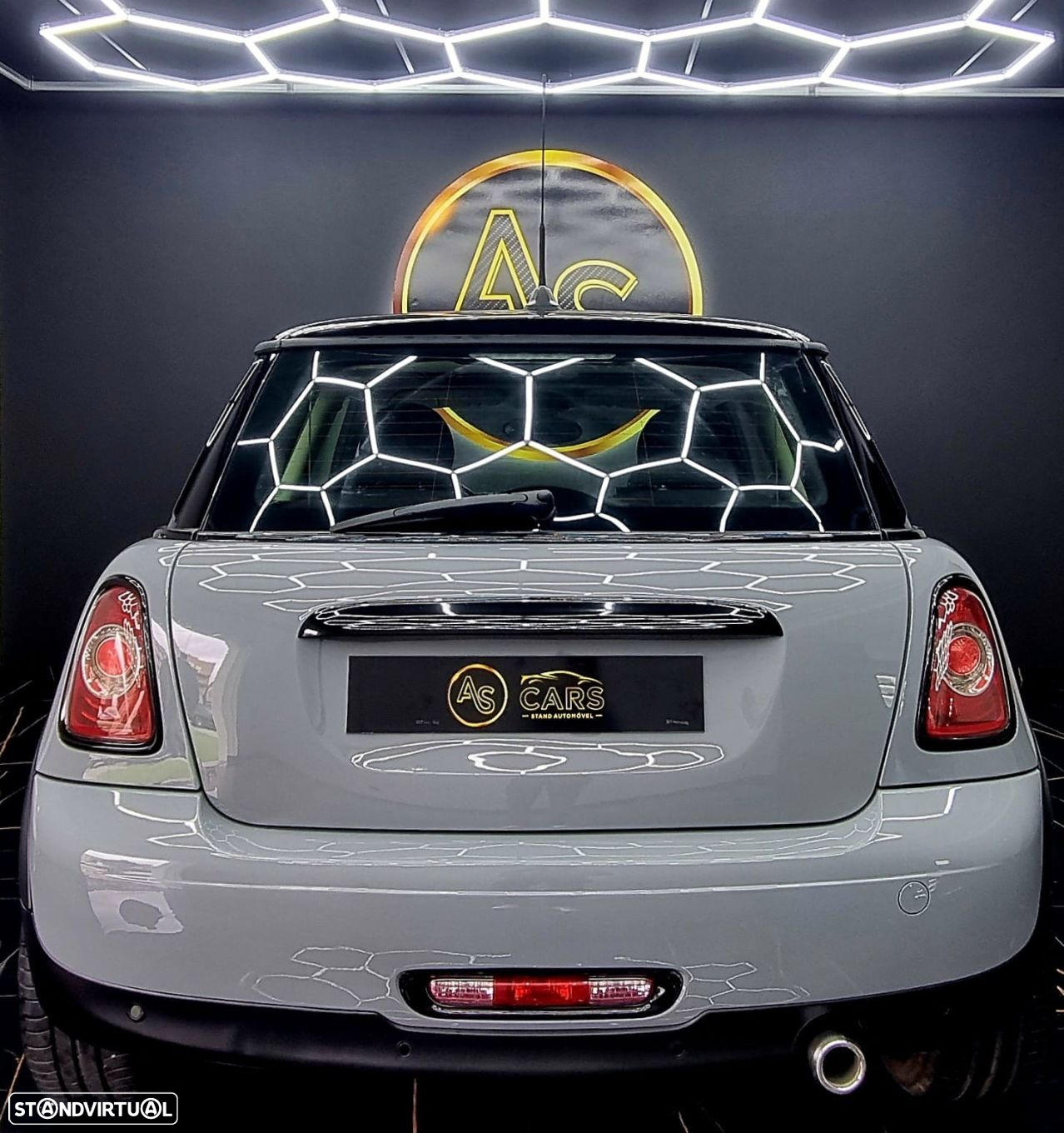 MINI 3 Portas One D - 16