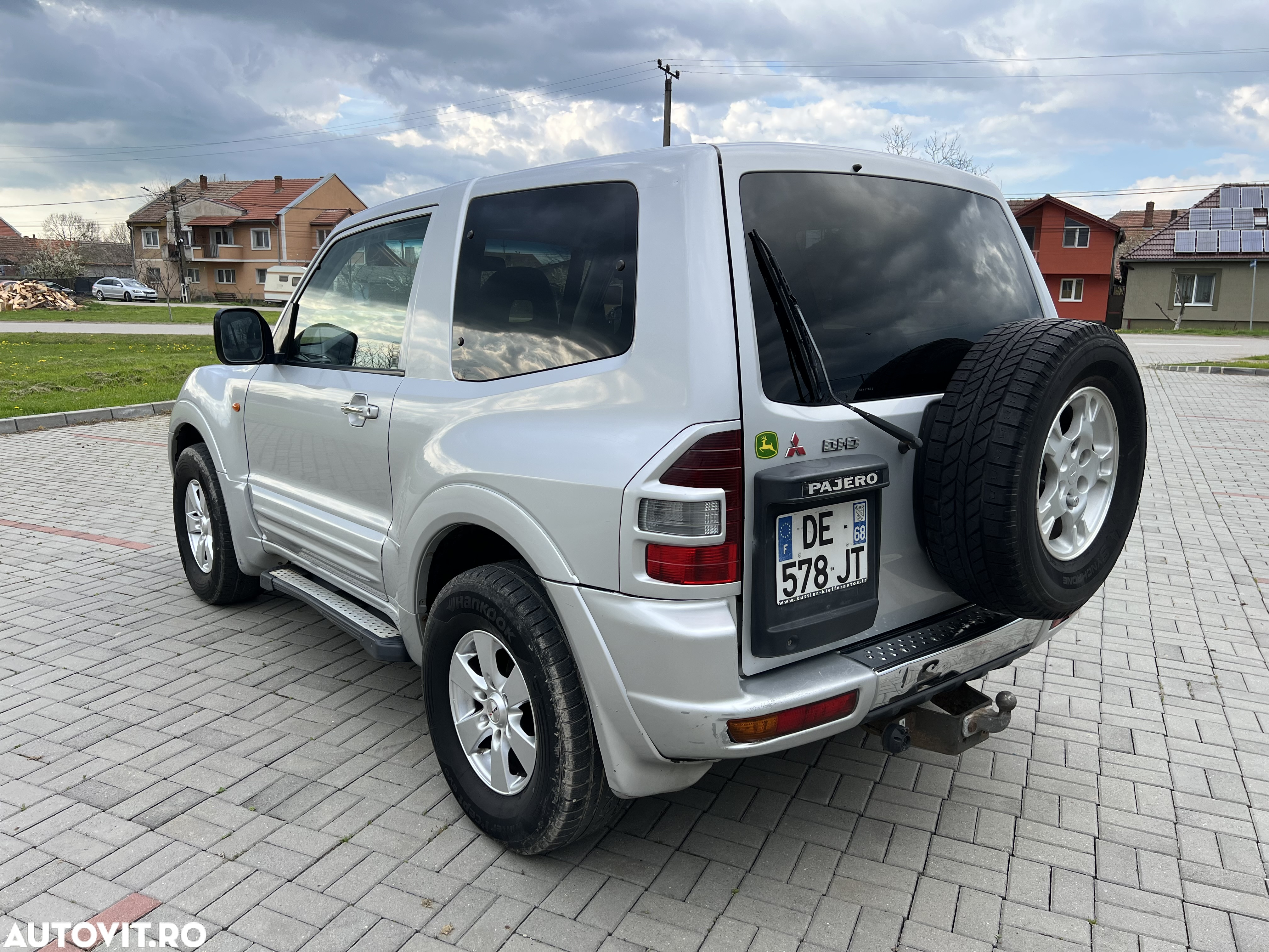 Mitsubishi Pajero - 4