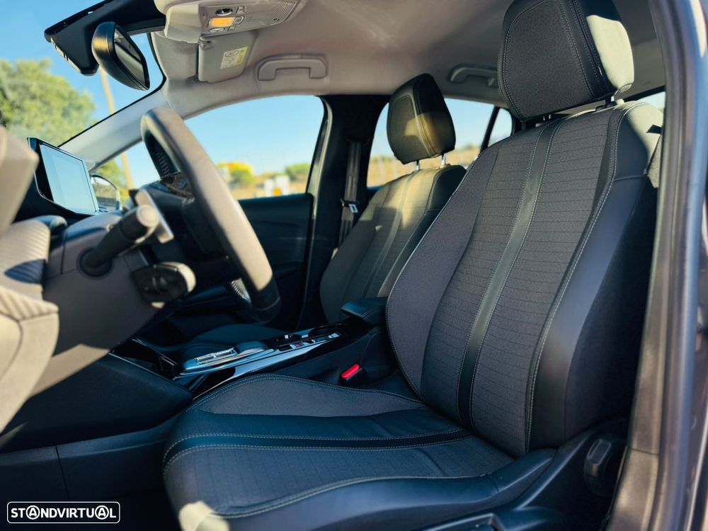 Peugeot 208 1.2 PureTech Allure EAT8 - 16