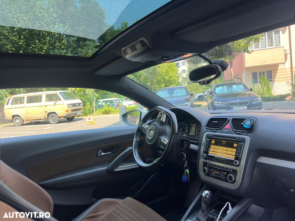 Volkswagen Scirocco 1.4 TSI DSG - 17