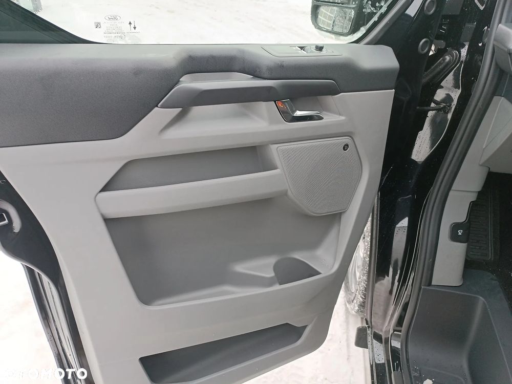 Ford Tourneo Custom 2.5 PHEV CVT 340 L2 Titanium X - 10