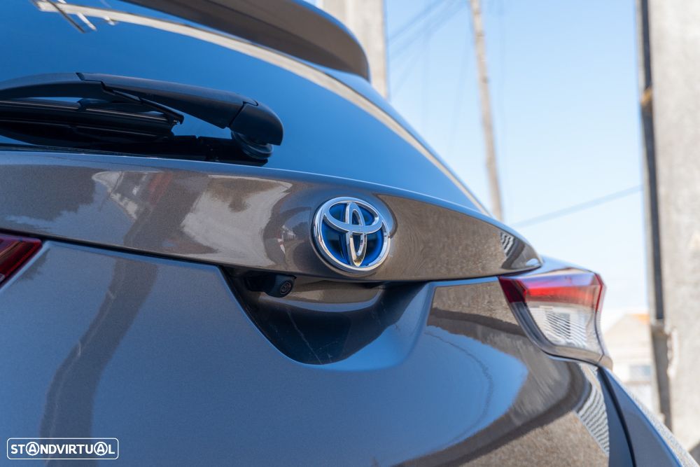 Toyota Auris 1.8 HSD Comfort +P.Sport+Navi - 12