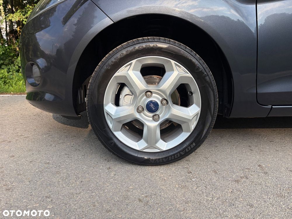 Ford Fiesta 1.4 Titanium - 36