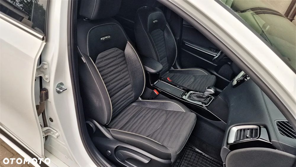 Kia ProCeed 1.5 T-GDI GT Line DCT - 14