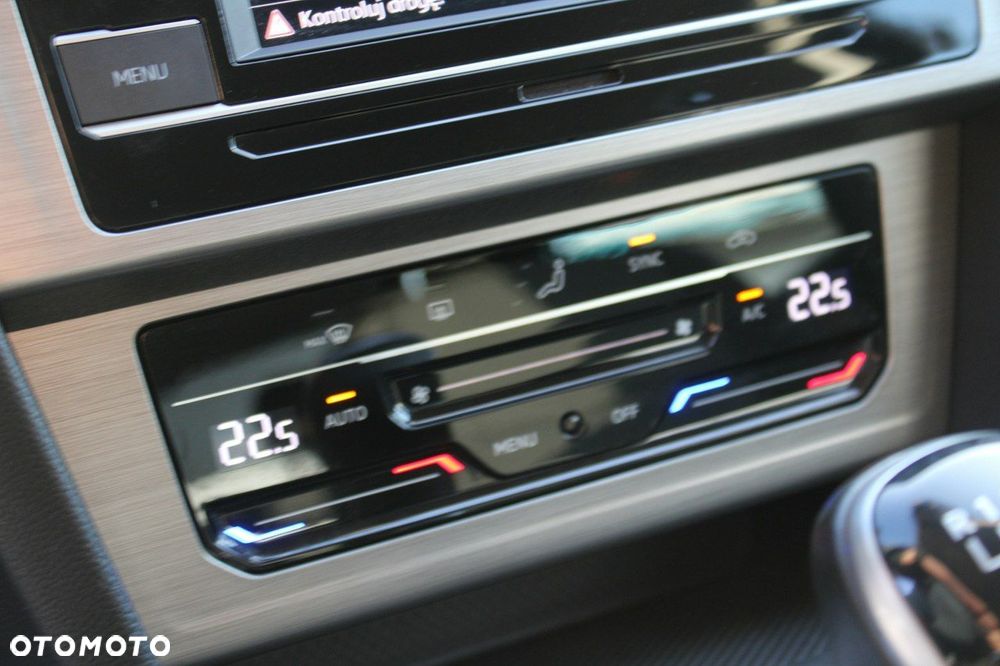 Volkswagen Passat 1.5 TSI EVO Essence - 22