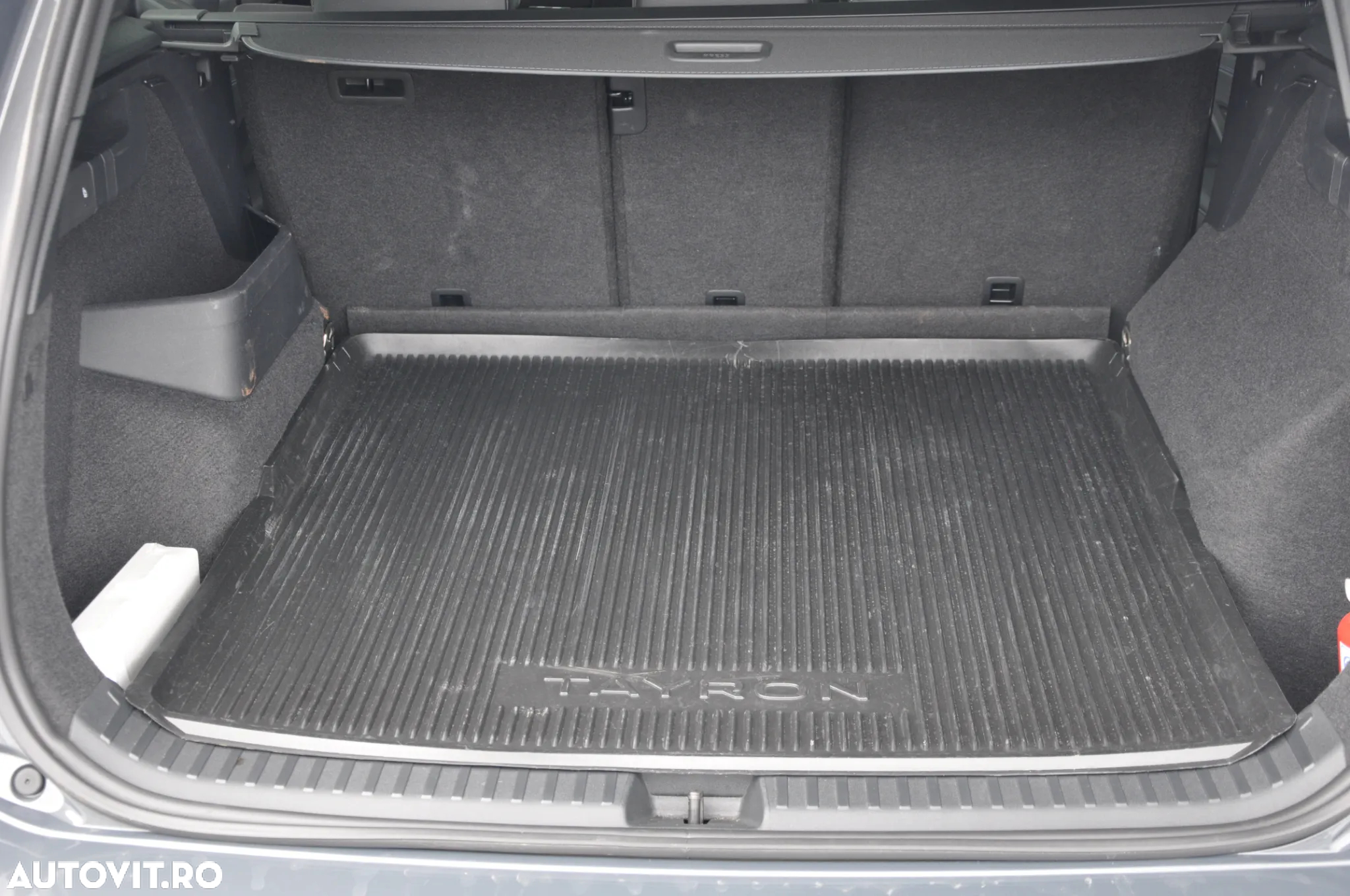 Volkswagen Tayron 2.0 TDI 4Motion DSG R-Line - 38