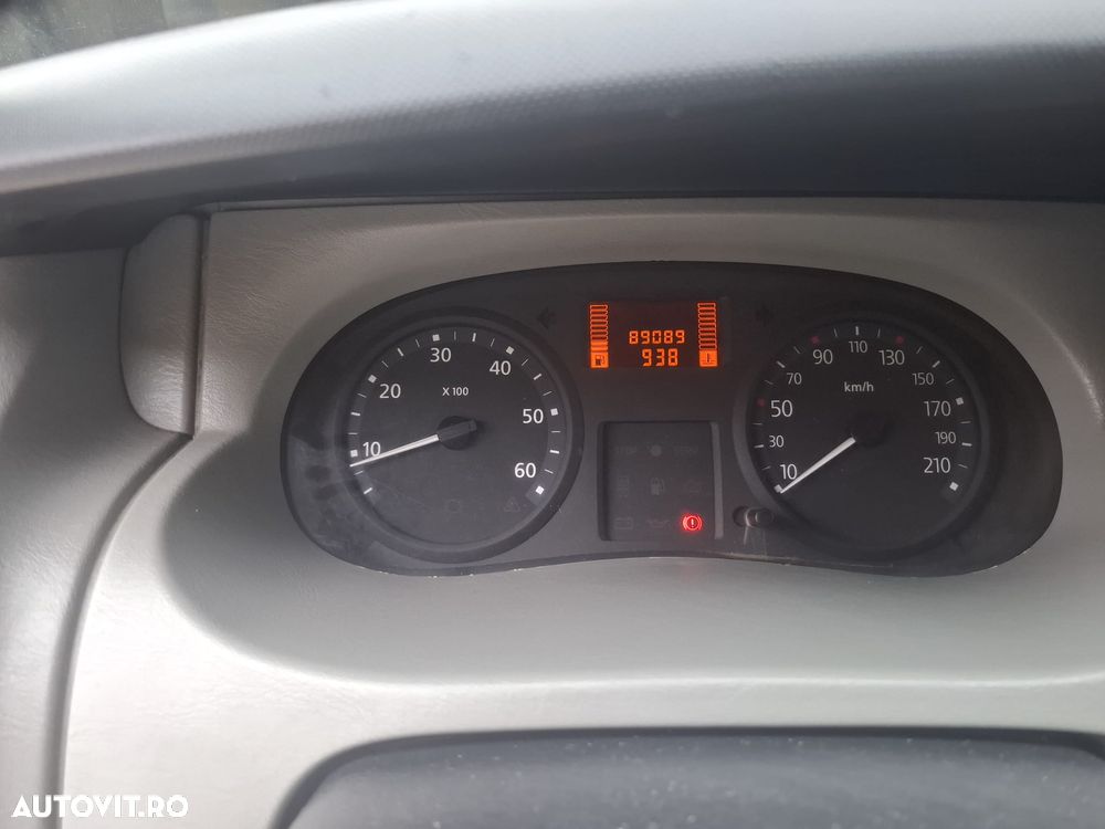 Renault Trafic - 4