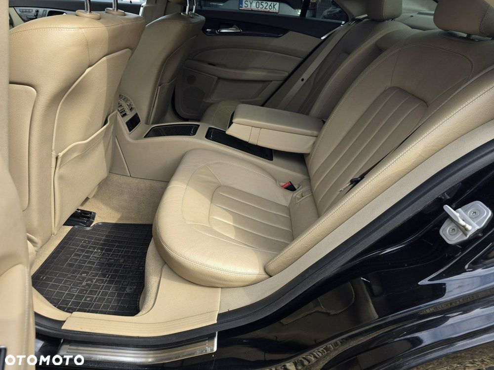 Mercedes-Benz CLS - 13