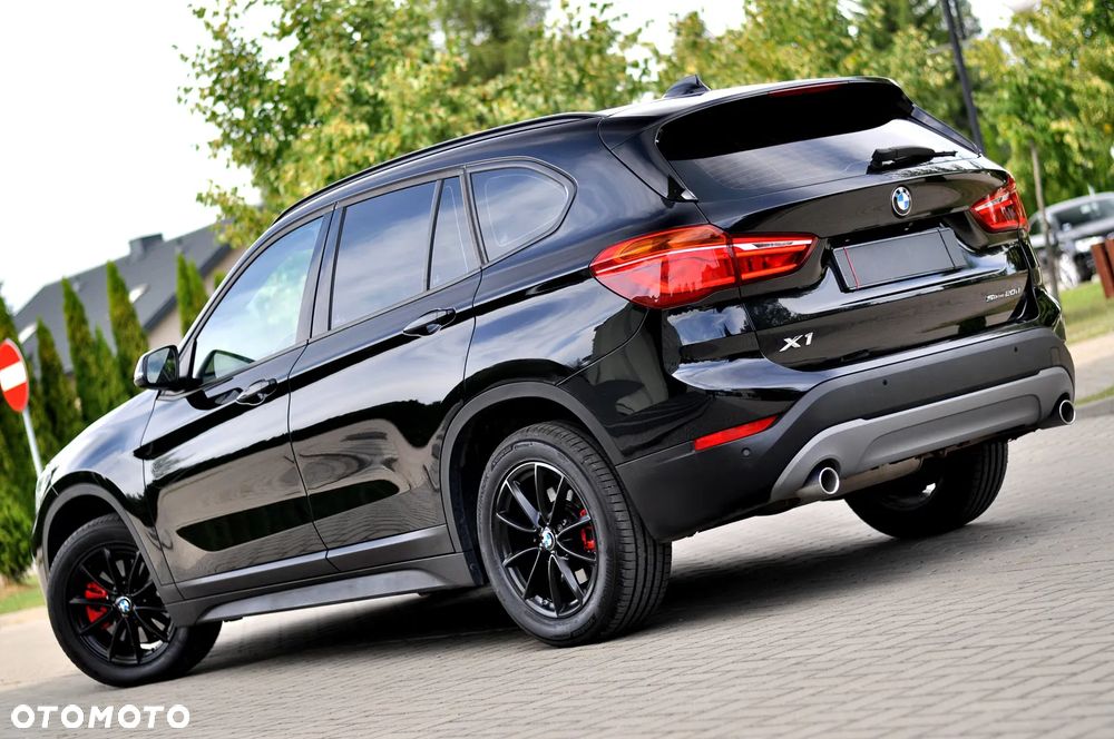 BMW X1 sDrive20d Sport Line - 11