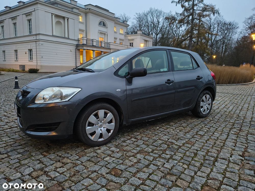 Toyota Auris - 14