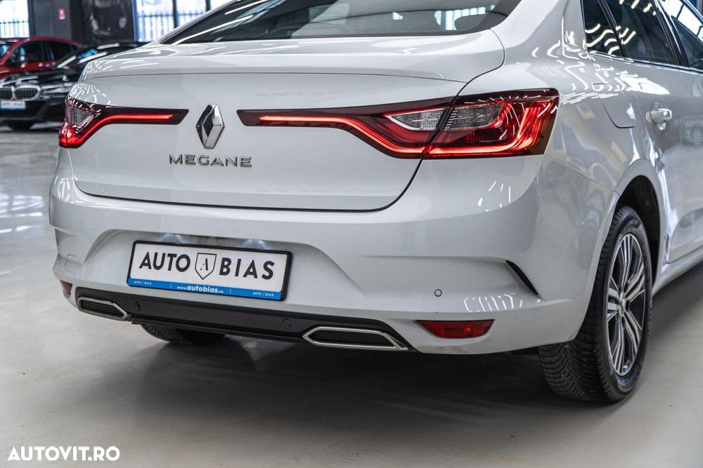 Renault Megane TCe GPF Intens - 13