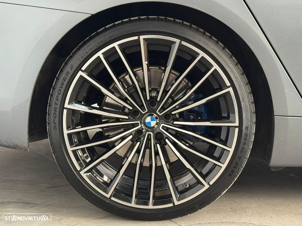 BMW 530 e iPerformance Pack M - 5
