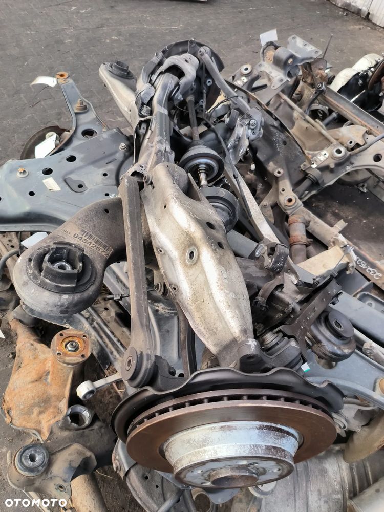 Belka osi tylnej Mercedes-Benz SL-class, SL R230  2003r. - 3