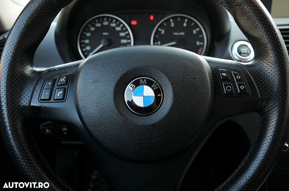 BMW Seria 1 116i - 19