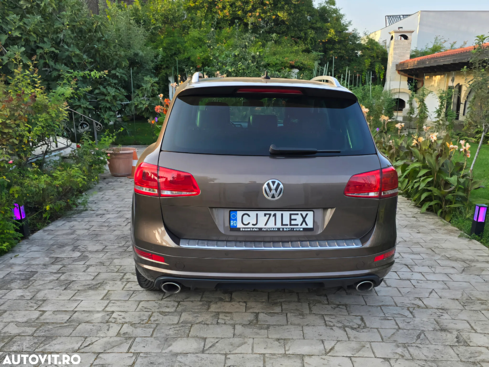 Volkswagen Touareg 3.0 V6 TDI BMT - 8