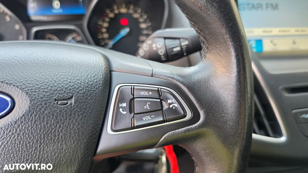 Ford Focus 1.6 TI-VCT Sport - 11