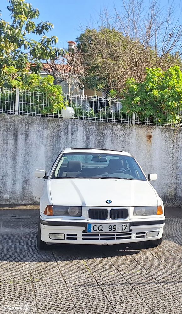 BMW 316 i - 4