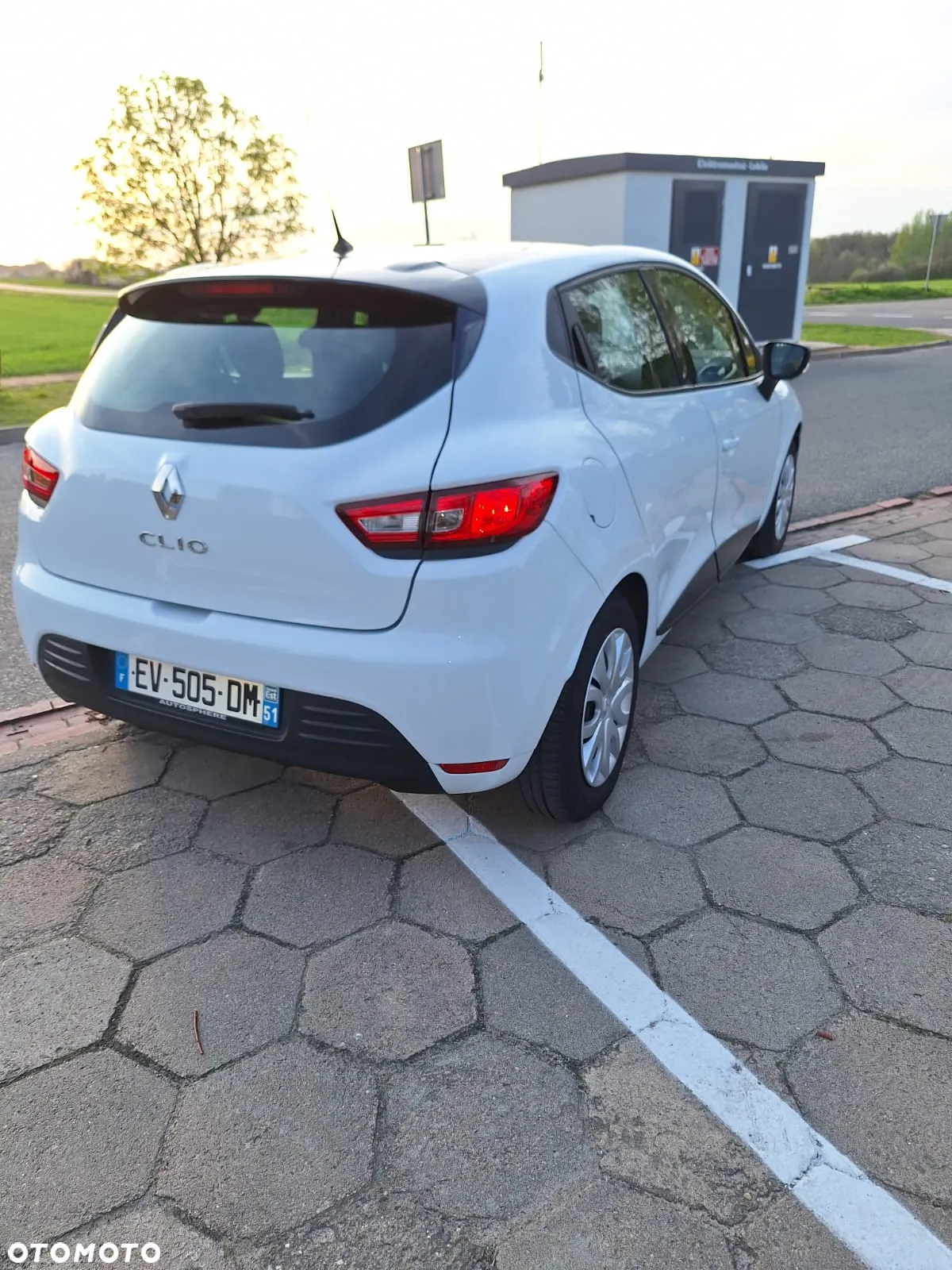 Renault Clio - 7