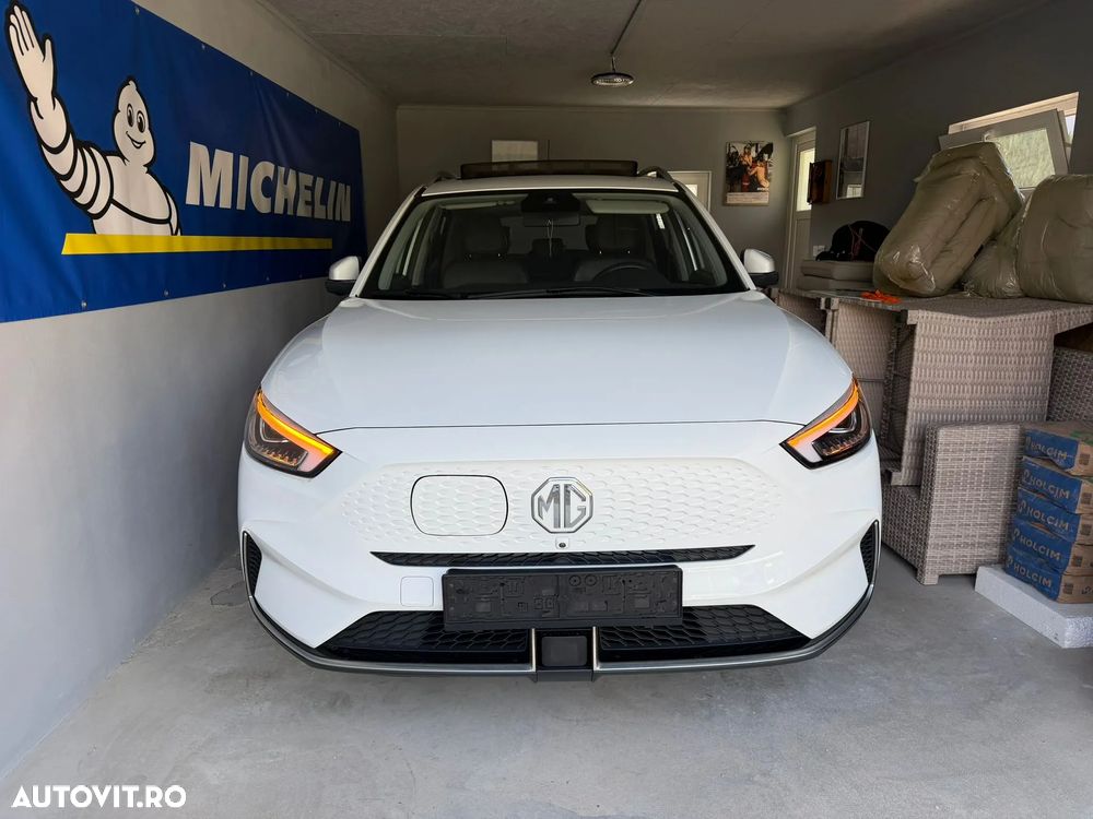 MG ZS EV Standard Luxury - 1