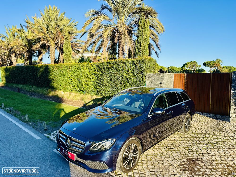 Mercedes-Benz E 220 d Exclusive - 4