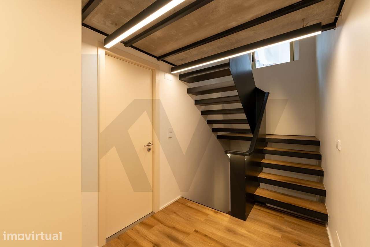 Loja para Arrendamento em Avenidas Novas, Lisboa | Remodelada com Mezz - Grande imagem: 5/26