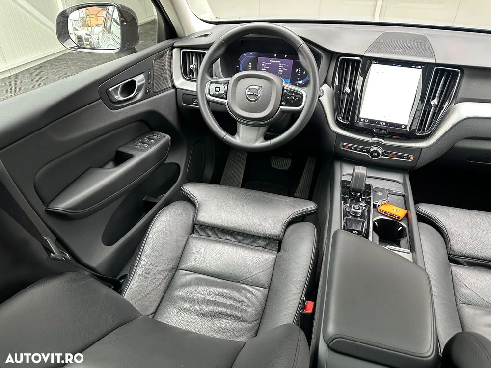Volvo XC 60 B4 D Ultimate Dark - 10