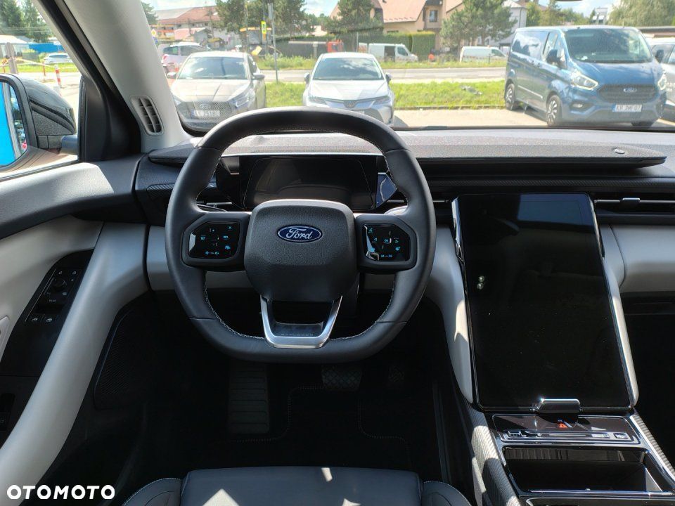 Ford Explorer - 10