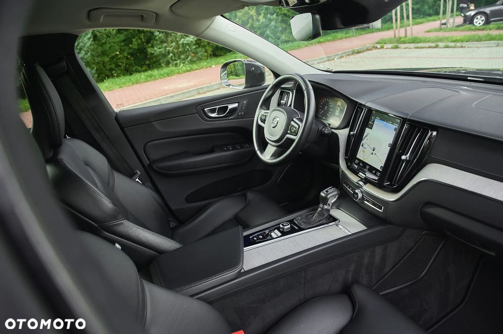 Volvo XC 60 D4 Inscription - 26