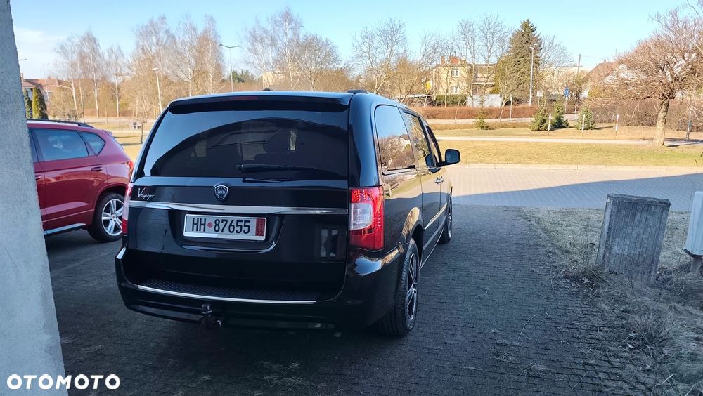 Lancia Voyager 2.8 Multijet 16v Platinum - 19