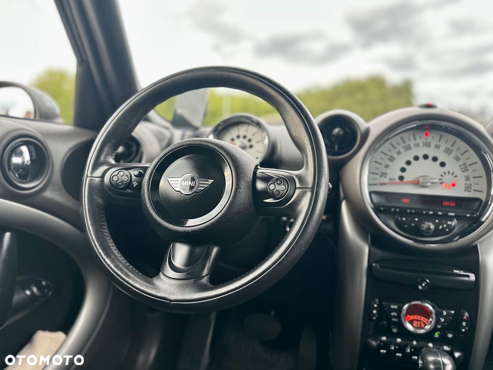 MINI Countryman Cooper D ALL4 - 21