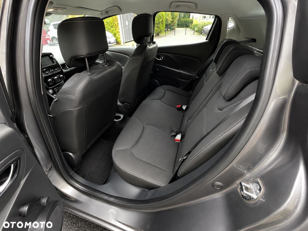 Renault Clio 1.2 16V Zen - 10