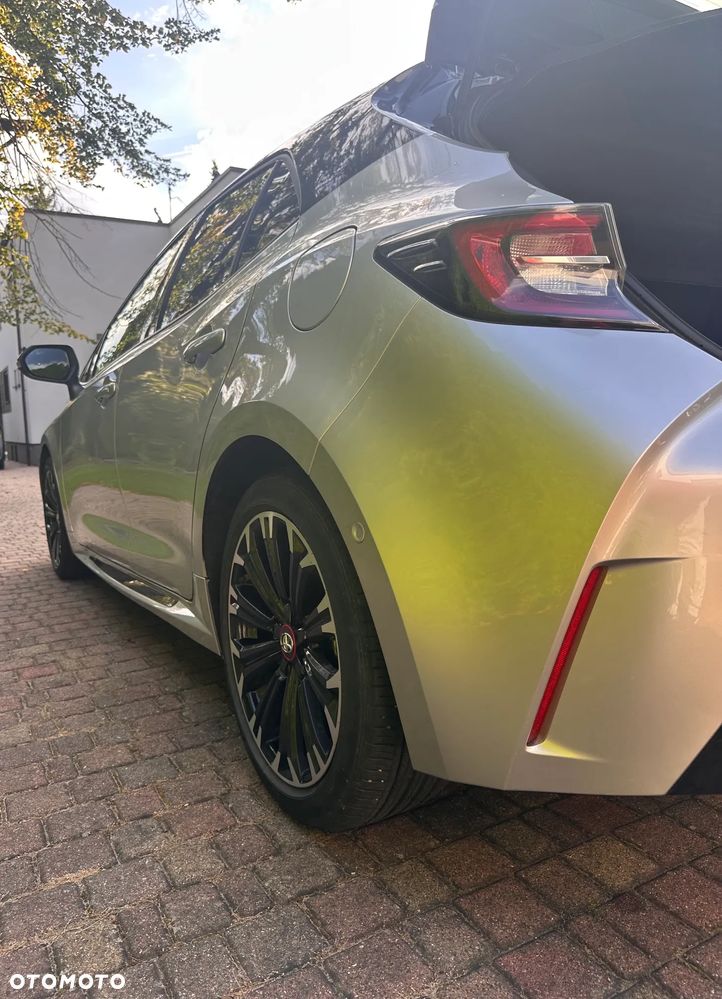 Toyota Corolla - 4