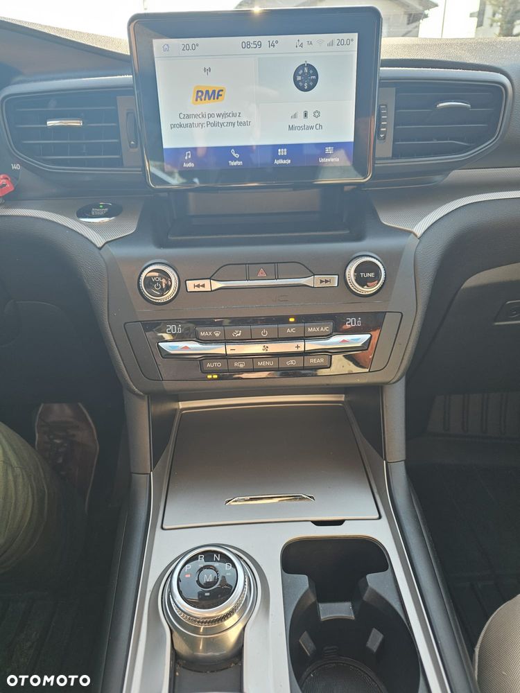 Ford Explorer - 8
