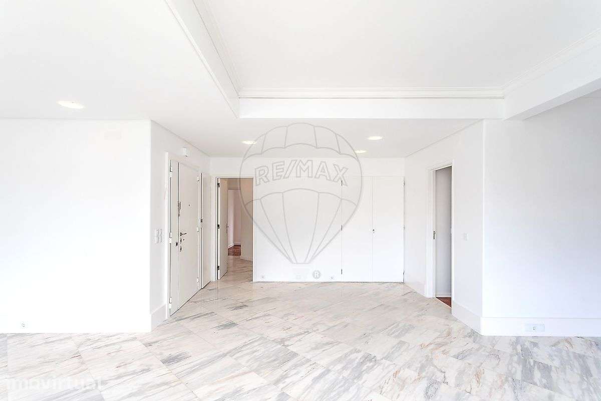 Apartamento T3 para arrendamento - Grande imagem: 4/41