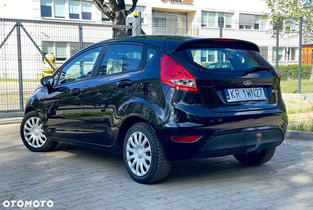 Ford Fiesta 1.25 Trend - 13