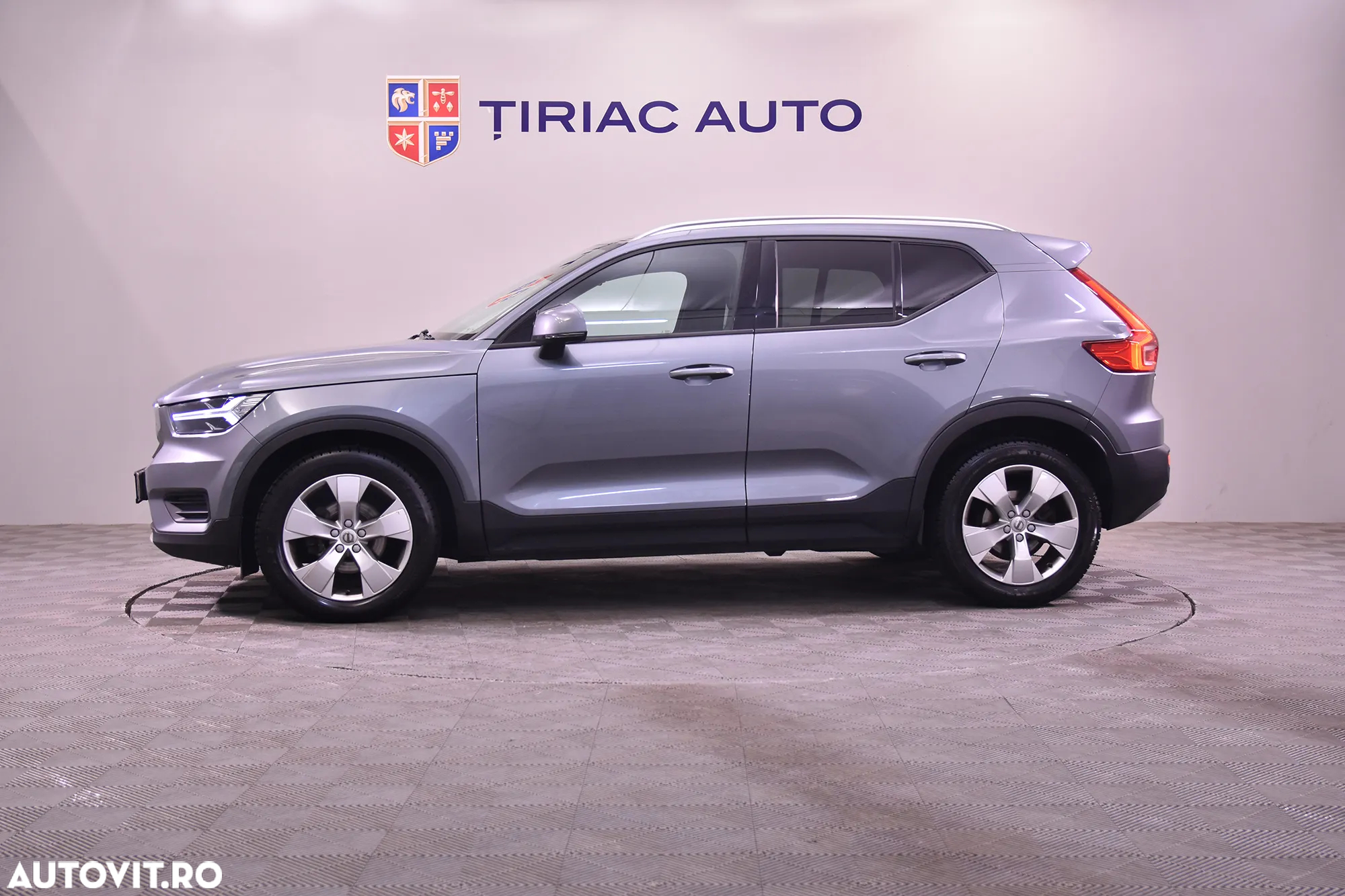 Volvo XC 40 - 2