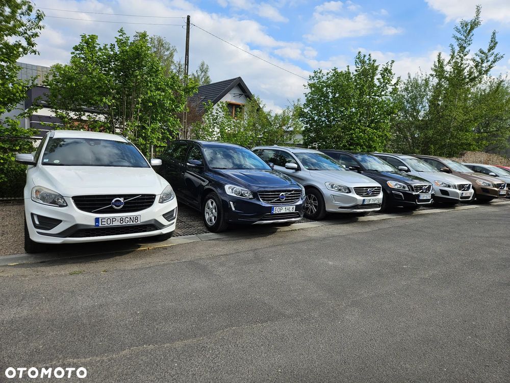 Volvo XC 60 D3 Drive-E R-Design Momentum - 36