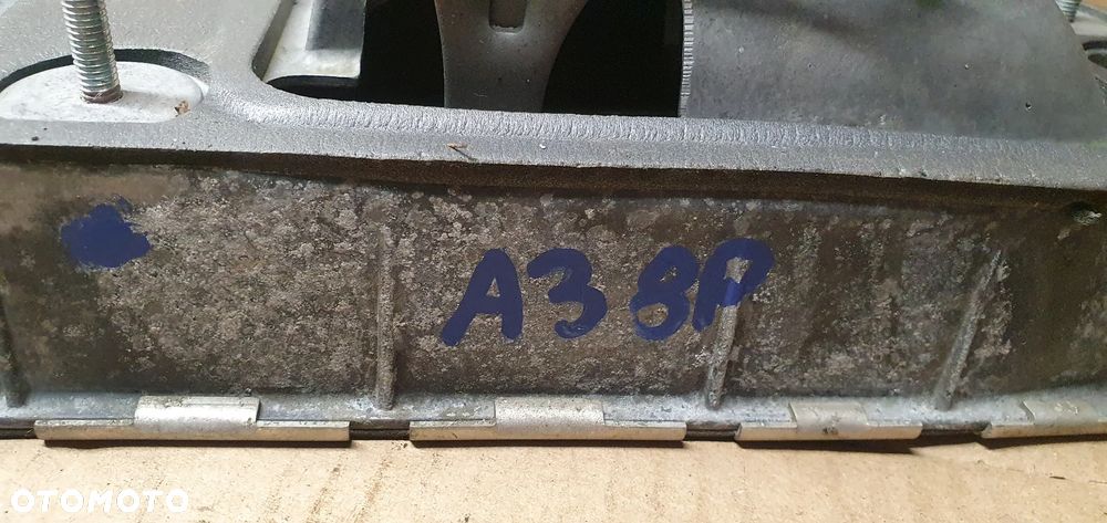 Wybierak lewarek biegów linki Audi A3 8P 2.0 TDI 1K0711049AT 1K0711061A - 7