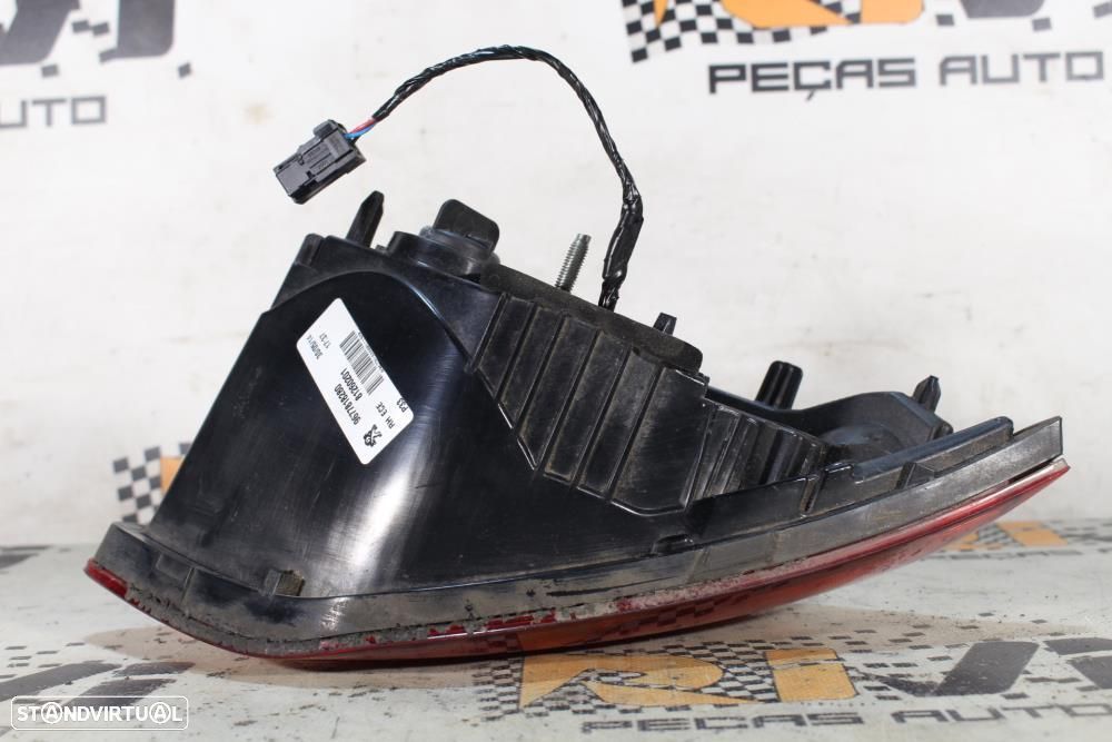 Farolim Direito Peugeot 308 Ii  9677818280 / 81260201 / Direito Da Mal - 5
