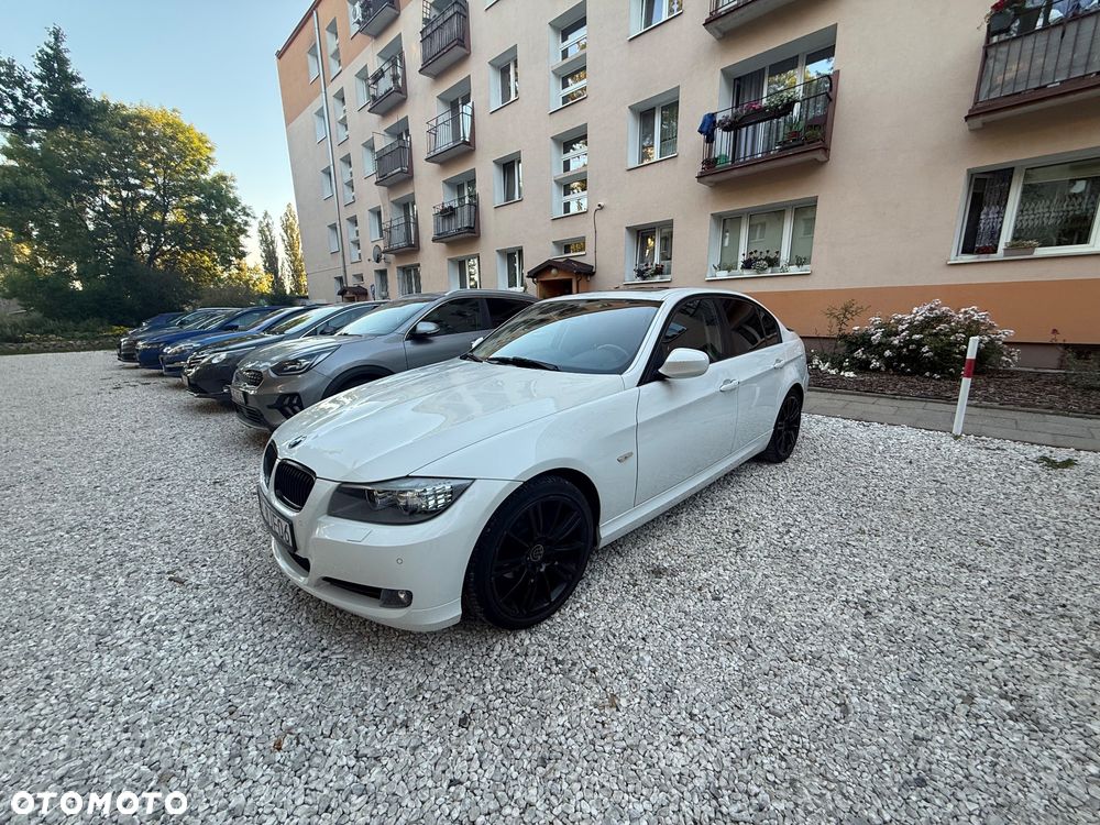 BMW Seria 3 318i - 5