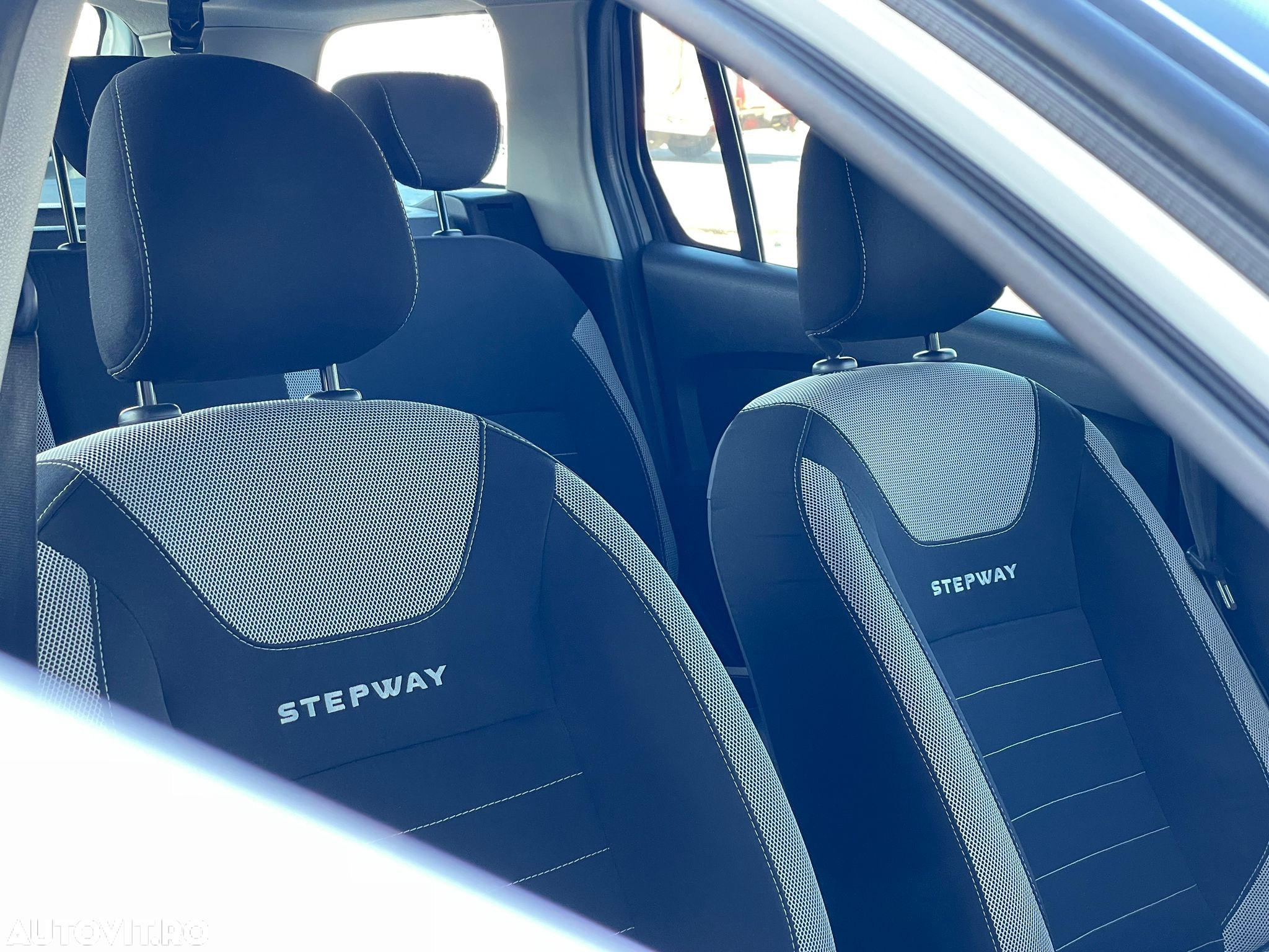 Dacia Logan Stepway MCV 1.5 Blue dCi Prestige - 9