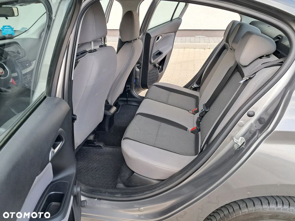 Fiat Tipo 1.4 16V Easy - 11