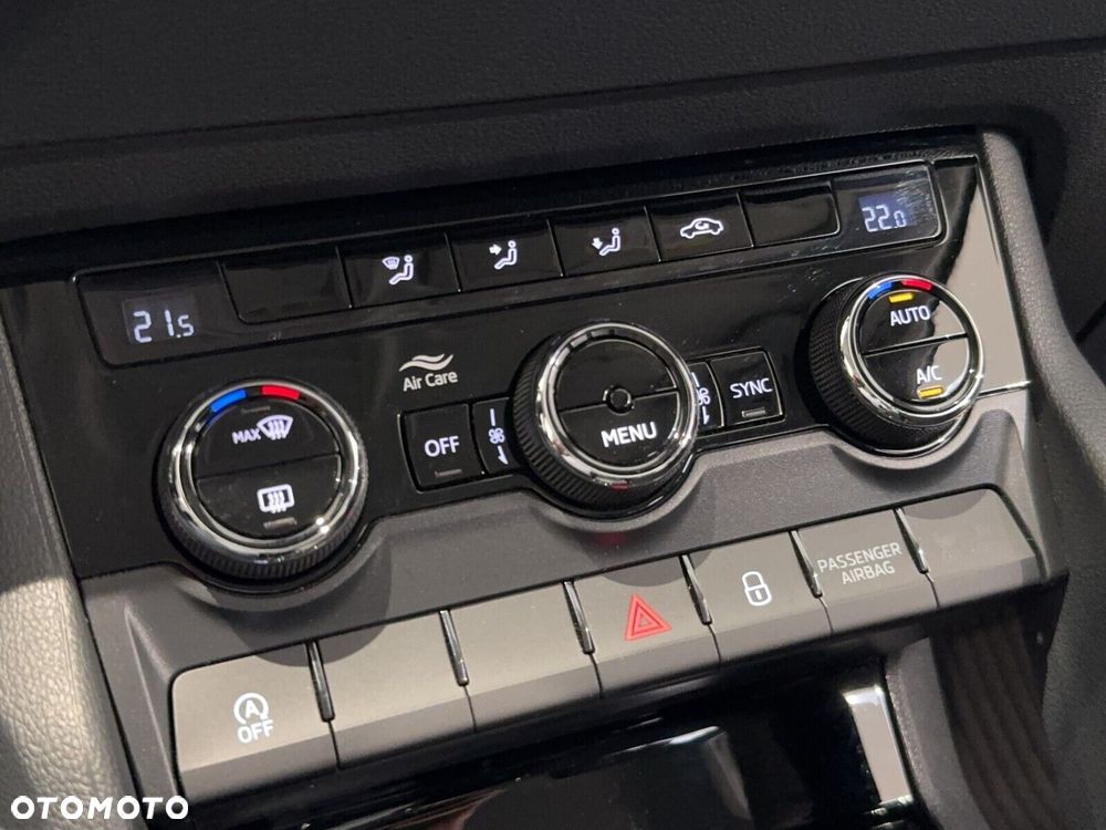 Skoda Karoq 1.5 TSI ACT Selection DSG - 32