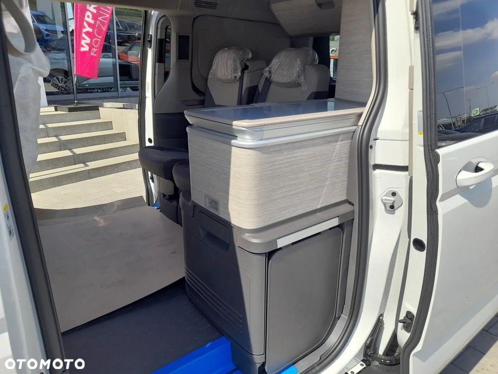 Volkswagen Multivan - 10